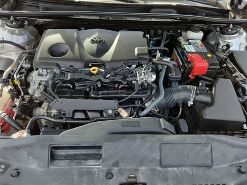 Used 2022 Toyota Camry SE image 28