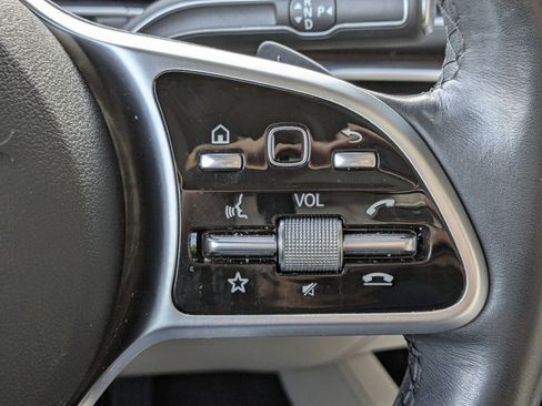 Used 2022 Mercedes-Benz GLE 450 4MATIC image 31