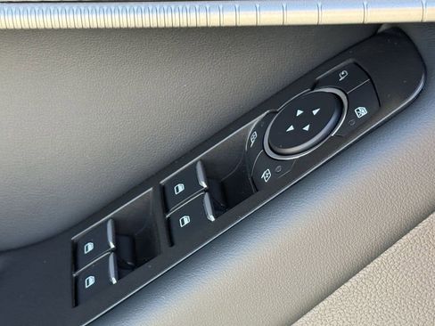 Used 2025 Ford Explorer ST-Line w/ Premium Package RWD image 26