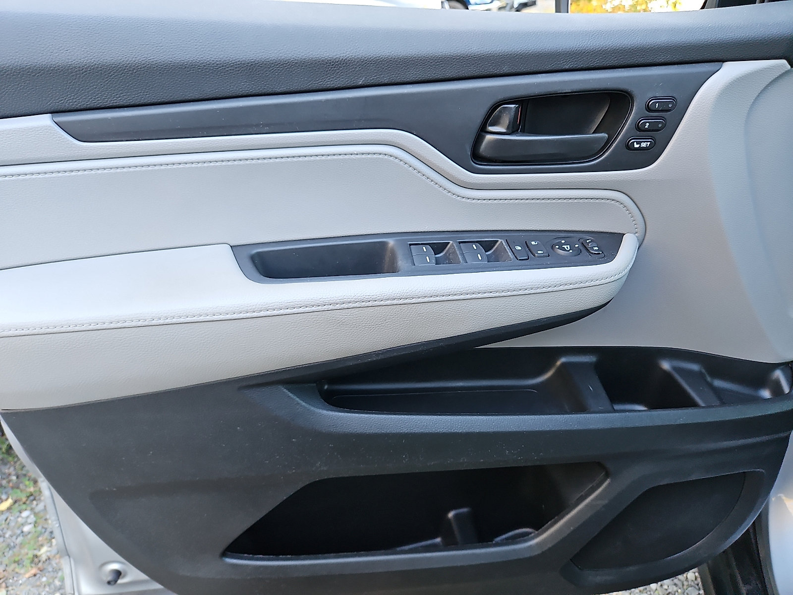 Used 2024 Honda Odyssey EX-L image 13