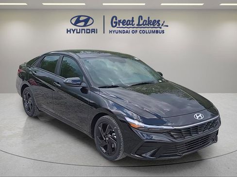 New 2026 Hyundai Elantra Sport FWD image 3
