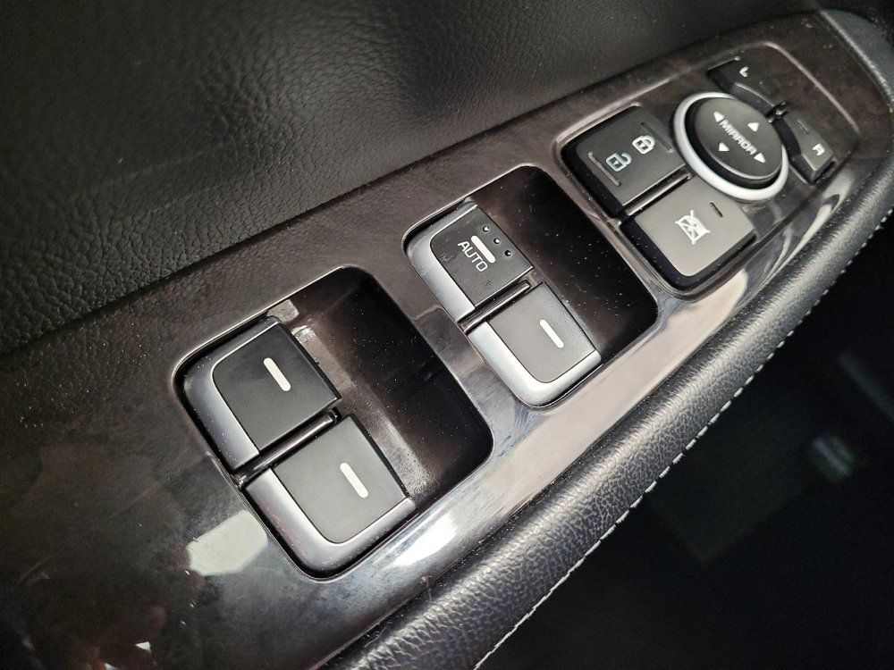 Used 2017 Kia Sorento AWD image 27