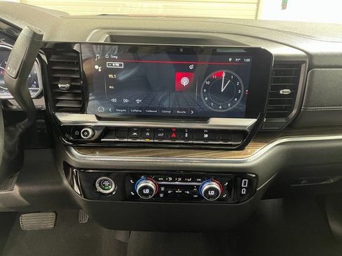 Used 2024 GMC Sierra 1500 Elevation AWD/4WD image 16
