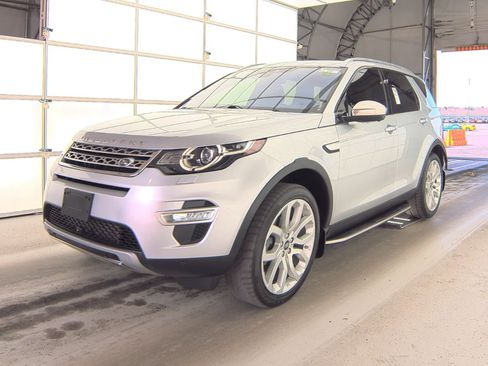 Used 2017 Land Rover Discovery Sport HSE Luxury image 5