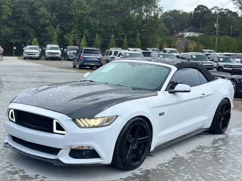Used 2015 Ford Mustang GT Premium RWD image 30