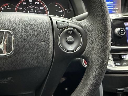 Used 2014 Honda Accord EX image 18