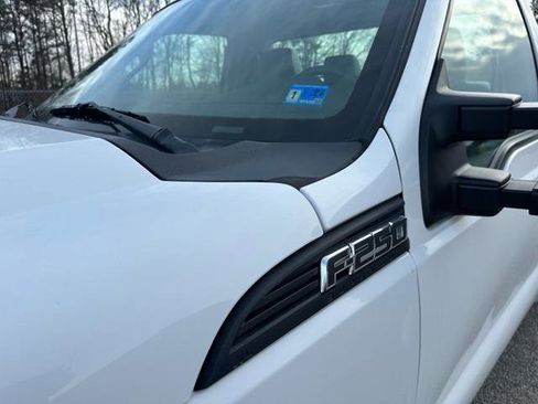 Used 2016 Ford F250 XL w/ Power Equipment Group image 30