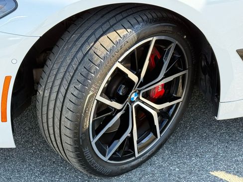 Certified 2023 BMW 540i w/ M Sport Package image 19