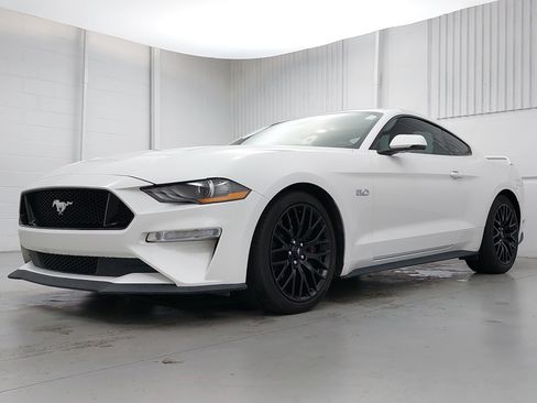 Used 2019 Ford Mustang GT Premium w/ GT Performance Package RWD image 1