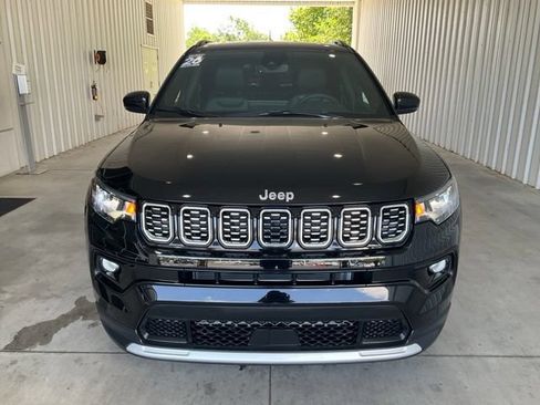 Used 2026 Jeep Compass Limited AWD/4WD image 24