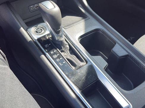 Used 2021 Nissan Sentra SV image 16