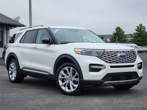 Certified 2022 Ford Explorer Platinum w/ Technology Package image 2