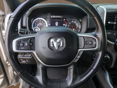 Used 2022 RAM 1500 Big Horn AWD/4WD image 12