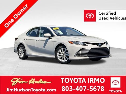 Used 2024 Toyota Camry LE FWD image 1
