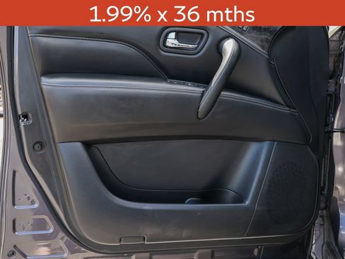 Used 2024 INFINITI QX80 Luxe RWD image 4