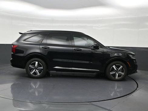 Used 2023 Kia Sorento S FWD image 7