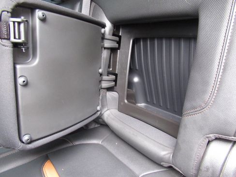 Used 2022 GMC Sierra 3500 AT4 w/ AT4 Preferred Package image 24