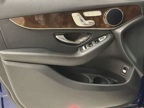 Used 2018 Mercedes-Benz GLC 300 4MATIC image 13