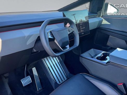 Used 2024 Tesla Cybertruck AWD Crew Cab image 13