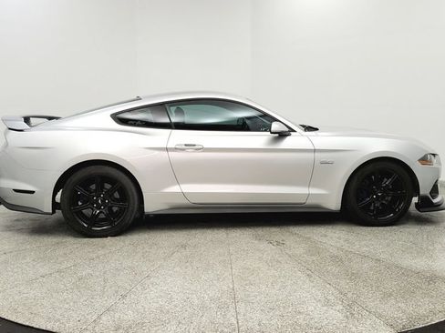 Used 2018 Ford Mustang GT RWD image 6