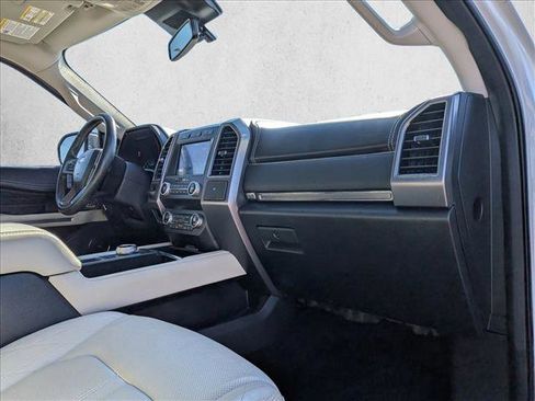 Used 2021 Ford Expedition Platinum image 22