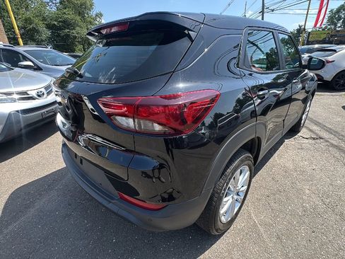 Used 2022 Chevrolet TrailBlazer LS AWD/4WD image 5