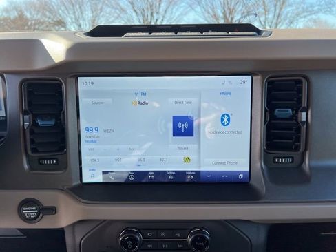 Used 2024 Ford Bronco Wildtrak image 22