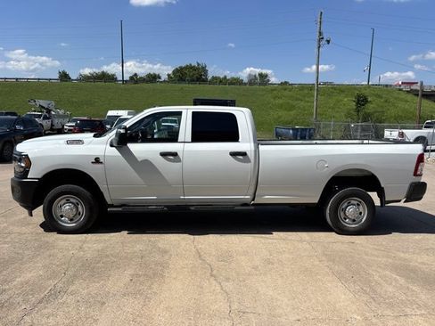 Used 2024 RAM 2500 Tradesman AWD/4WD image 7