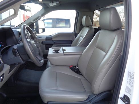 Used 2022 Ford F250 XL w/ Power Equipment Group image 56