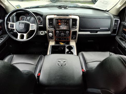 Used 2014 RAM 1500 Laramie w/ Convenience Group image 21