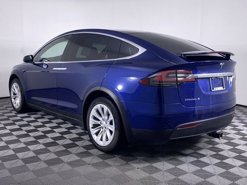 Used 2018 Tesla Model X 75D AWD/4WD image 16