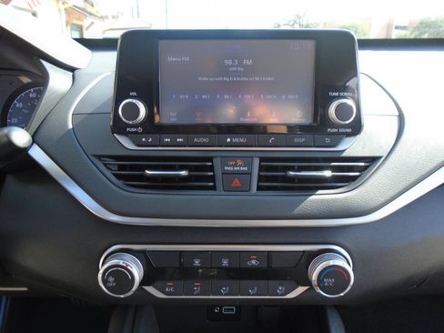 Used 2021 Nissan Altima 2.5 S FWD image 14