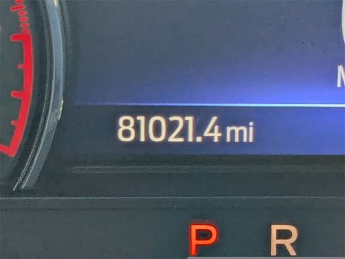 Used 2022 Ford Explorer Limited image 29