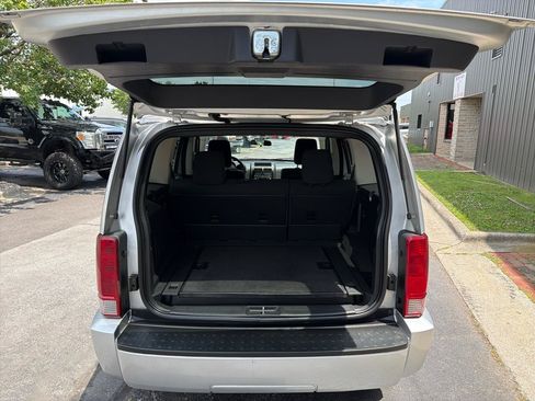 Used 2008 Dodge Nitro SXT RWD image 20