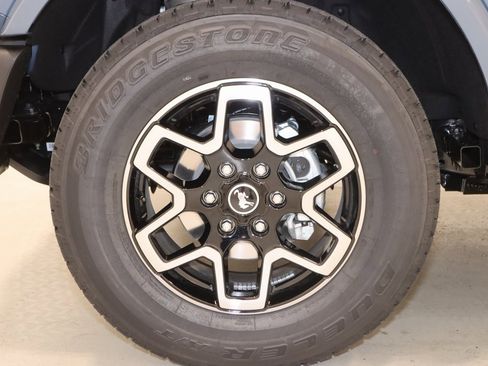 New 2025 Ford Bronco Outer Banks image 33