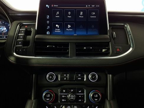 Used 2024 Chevrolet Suburban RST w/ Luxury Package RWD image 23