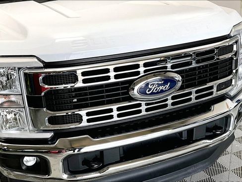 Used 2024 Ford F250 XLT image 30