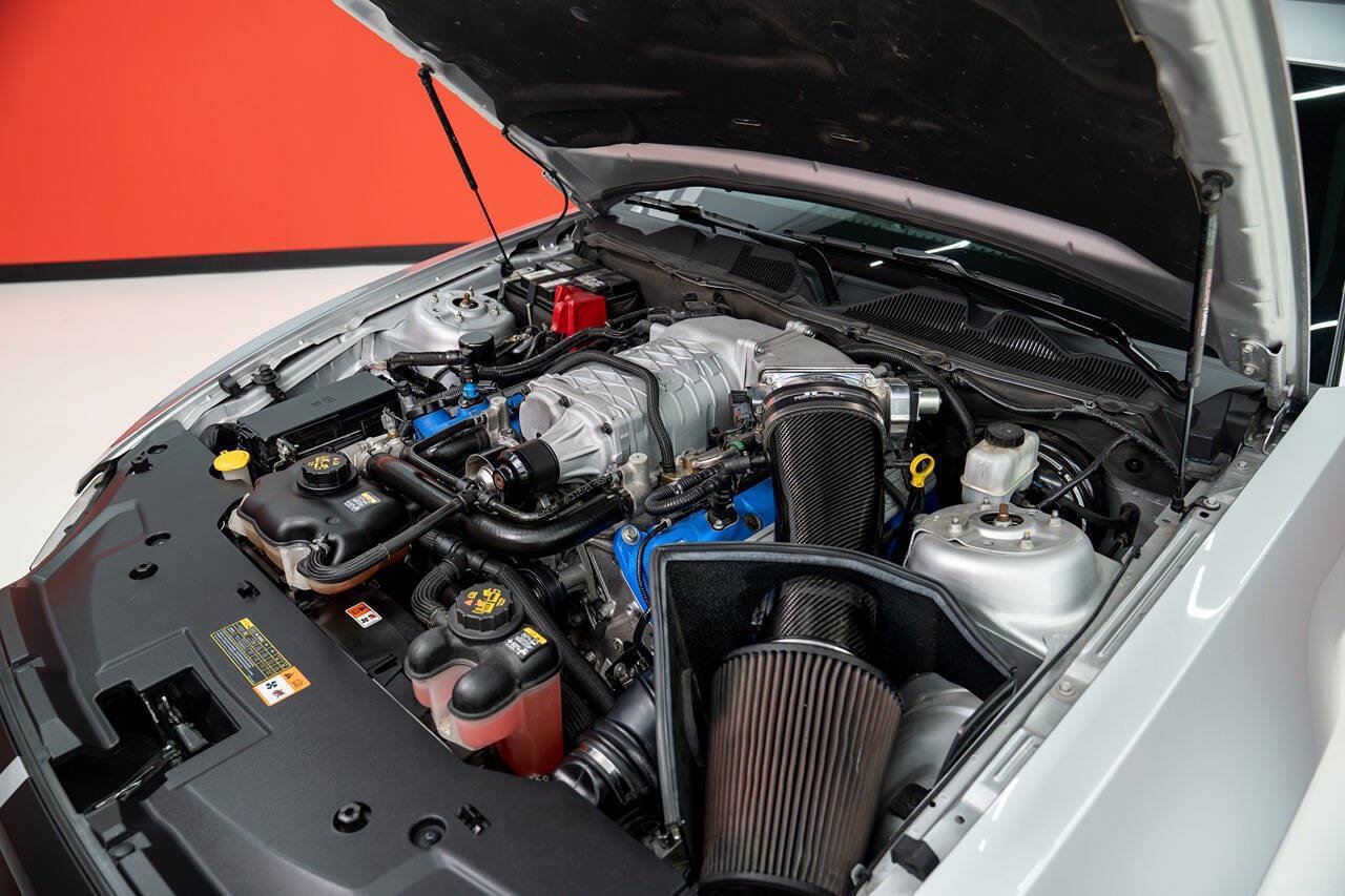Used 2013 Ford Mustang Shelby GT500 RWD image 11