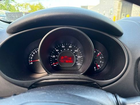 Used 2018 Kia Soul w/ Convenience Package FWD image 4
