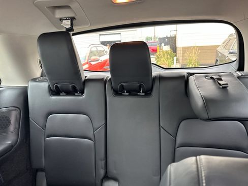 Used 2022 Nissan Pathfinder Platinum w/ Cargo Package AWD/4WD image 24