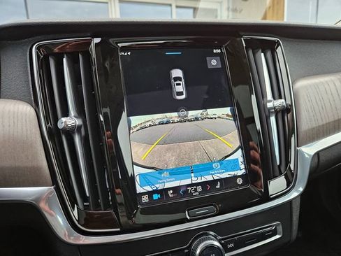 Used 2023 Volvo S90 B6 Plus w/ Protection Package Premier image 31