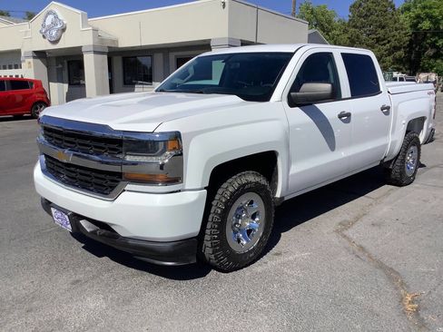 Used 2017 Chevrolet Silverado 1500 W/T w/ Special Service Package AWD/4WD image 19