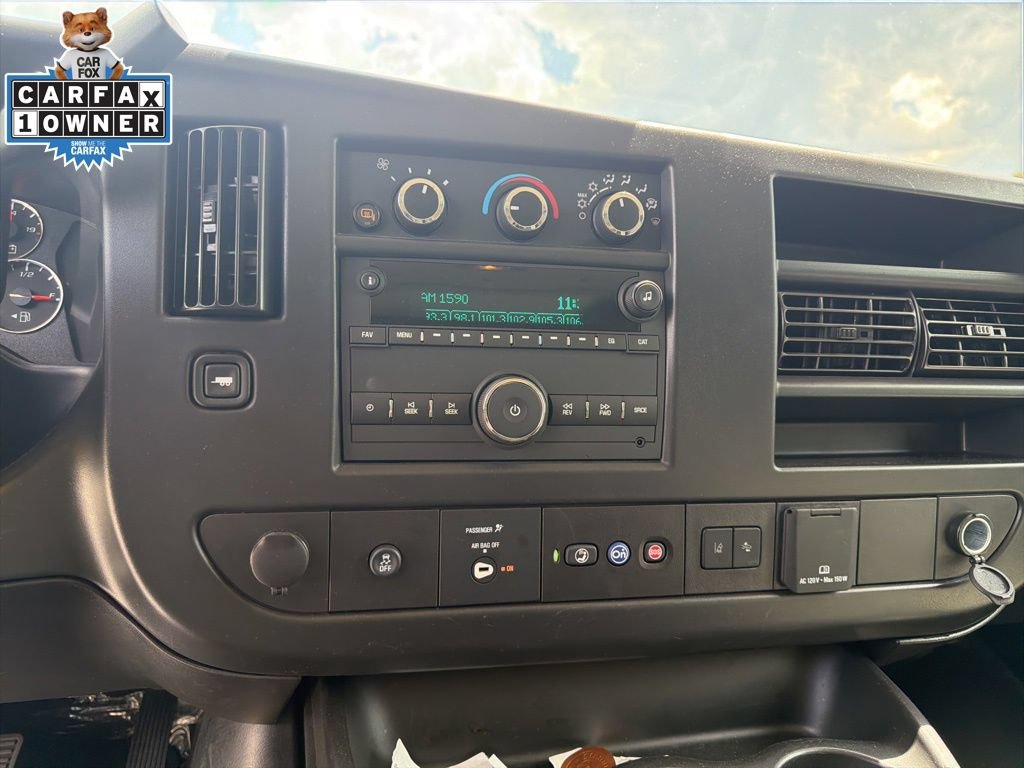 Used 2025 Chevrolet Express 3500 LT w/ LT Preferred Equipment Group RWD image 12