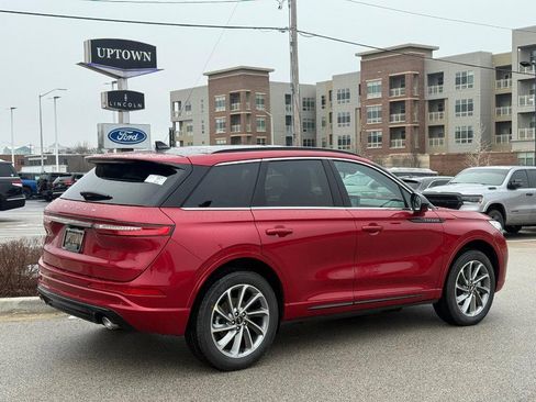 New 2026 Lincoln Corsair Grand Touring image 3