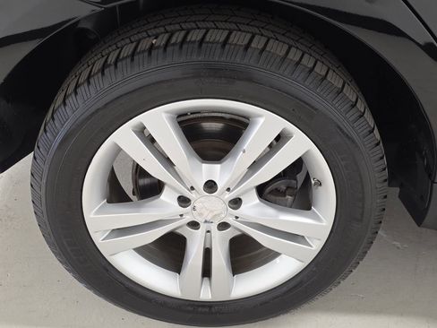 Used 2013 Mercedes-Benz ML 350 BlueTEC 4MATIC image 47
