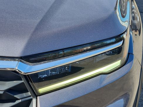 Used 2023 Honda Pilot LX image 9