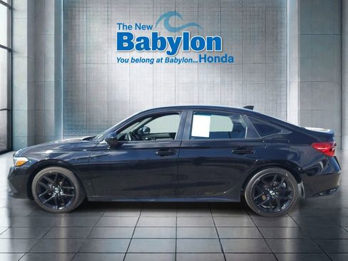 Used 2024 Honda Civic Sport image 2