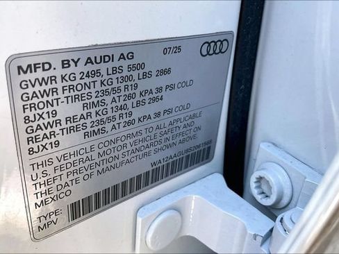 Certified 2025 Audi Q5 Premium Plus w/ Premium Plus AWD/4WD image 35