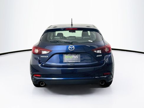 Used 2018 MAZDA MAZDA3 Touring FWD image 7