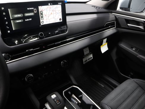 New 2026 Mitsubishi Outlander SE image 24